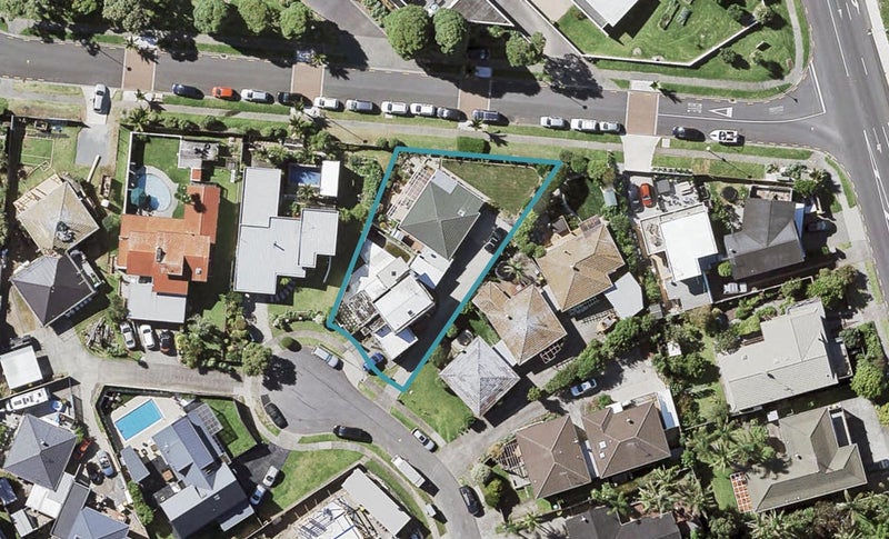 2/9 Tuscan Place, Half Moon Bay, Auckland - Carousel 1