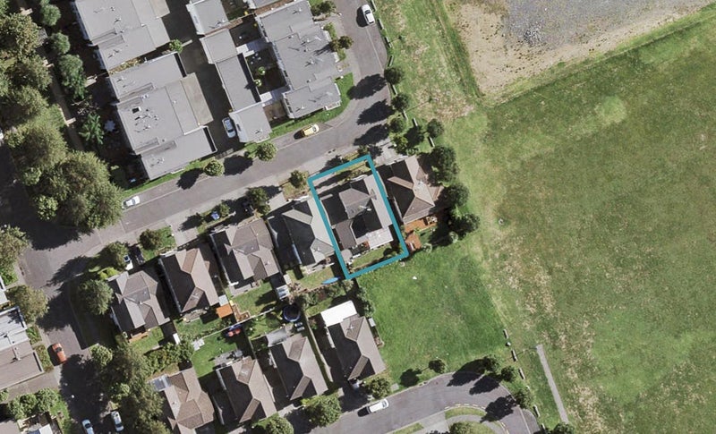 9 Zabeel Crescent, Takanini, Auckland - Carousel 1