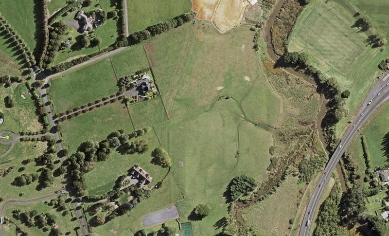 24 Tributary Parade, Karaka, Papakura - Carousel 1