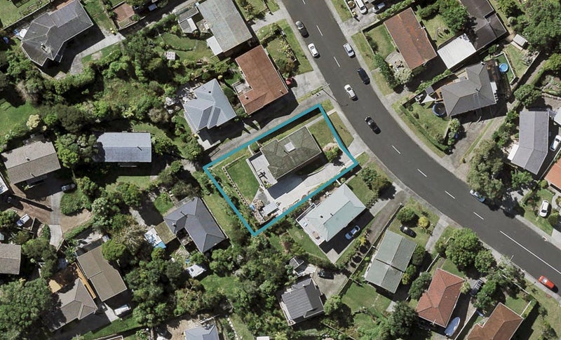 56 Juniper Road, Sunnynook, Auckland - Carousel 1