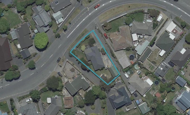 311 Lake Terrace Road, Shirley, Christchurch - Carousel 1