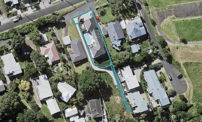 43 Ngataringa Road, Devonport, Auckland - Carousel 1