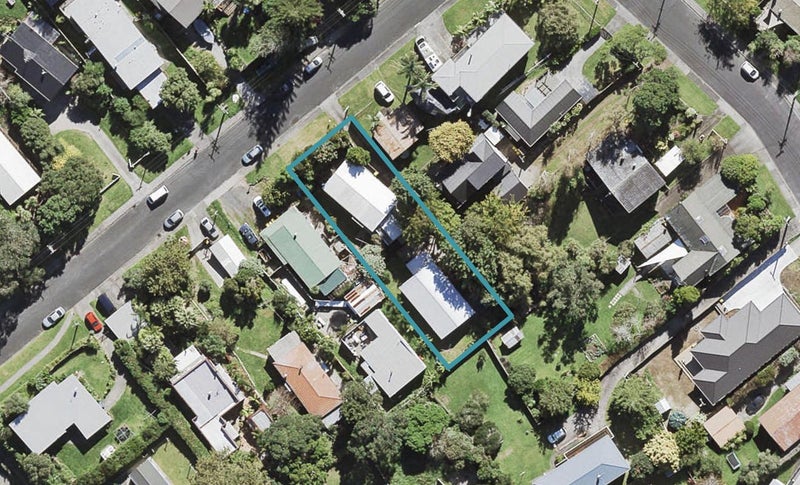 1/4 Neptune Avenue, Beach Haven, Auckland - Carousel 1