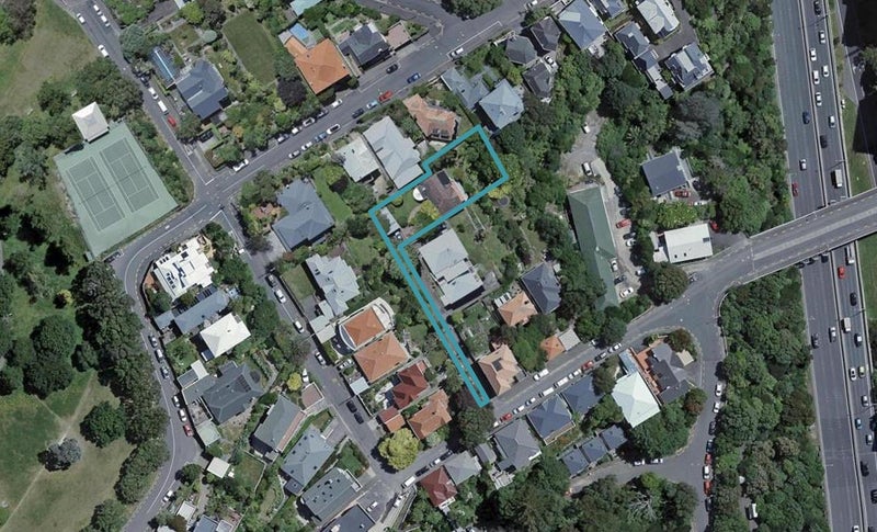 60 Aurora Terrace, Kelburn, Wellington - Carousel 1