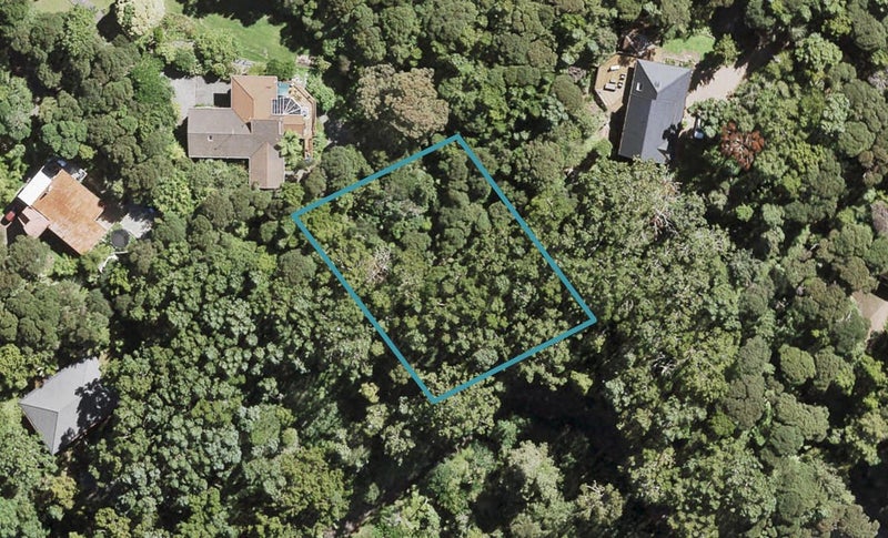 20 Kauri Loop Road, Oratia, Auckland - Carousel 1