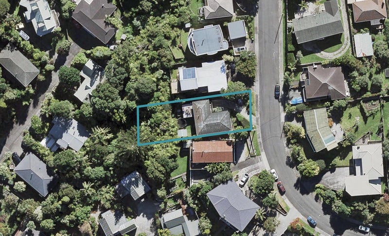 29 Teal Crescent, Beach Haven, Auckland - Carousel 1