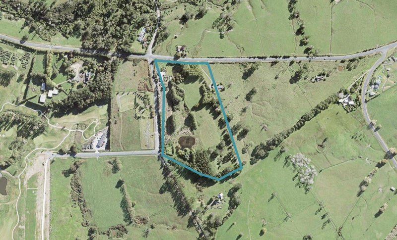 9 Cemetery Road, Silverdale - Carousel 1