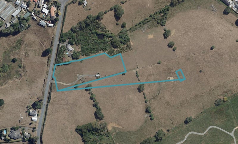 260 Brymer Road, Baverstock, Hamilton - Carousel 1