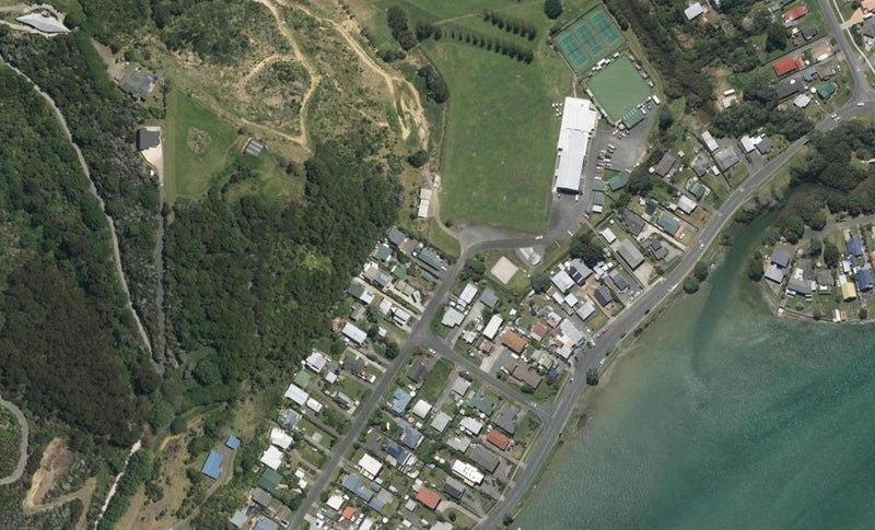 33 Kopipi Crescent, Whangarei - Carousel 1