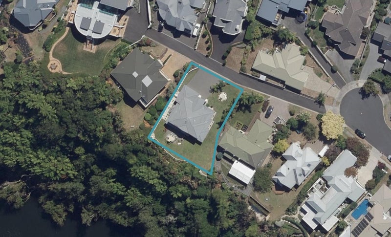 41 Munro Place, Flagstaff, Hamilton - Carousel 1