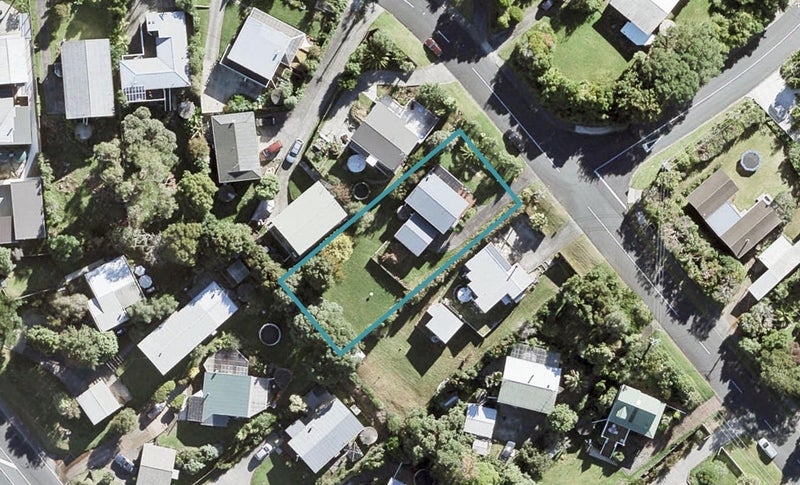 13 Penton Road, Stanmore Bay, Whangaparaoa - Carousel 1