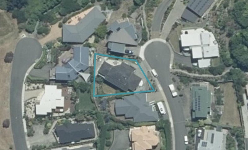 21 Commodore Place, Britannia Heights, Nelson - Carousel 1