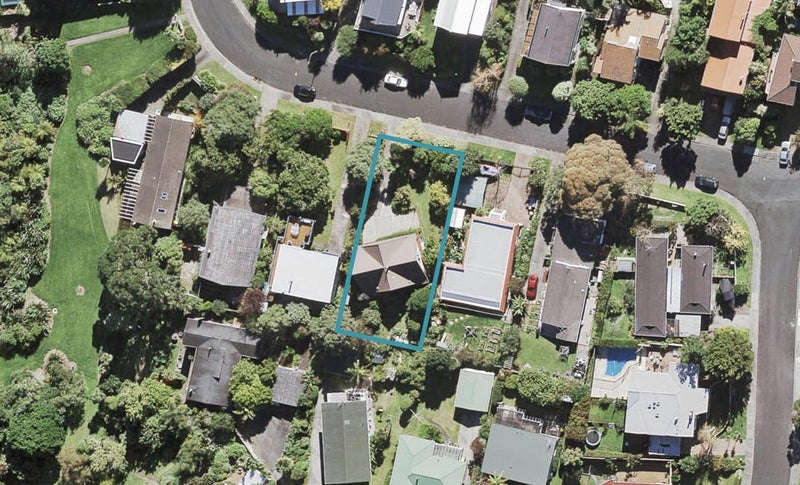 18 Valhalla Drive, Beach Haven, Auckland - Carousel 1