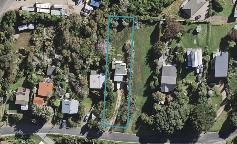 51 Hamilton Road, Surfdale, Waiheke Island - Carousel 1
