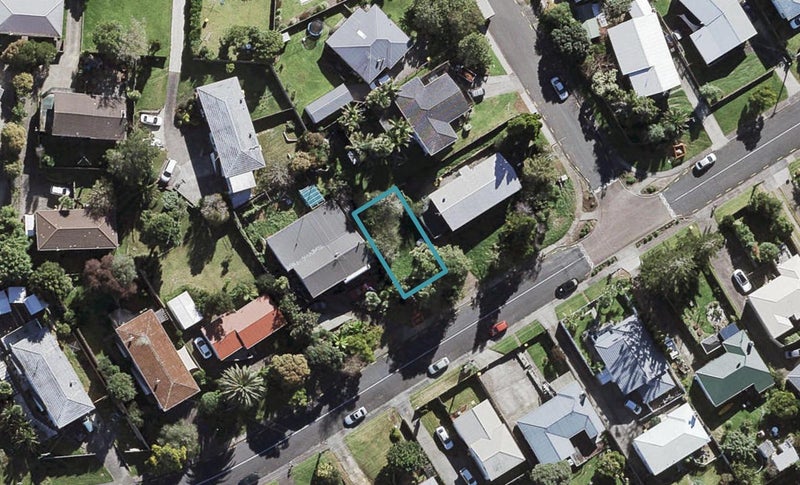 41C Peach Road, Glenfield, Auckland - Carousel 1
