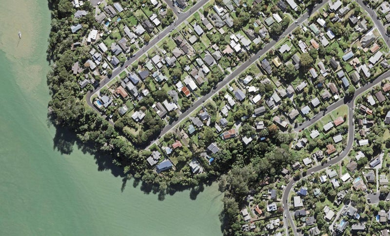 34 Neptune Avenue, Beach Haven, Auckland - Carousel 1