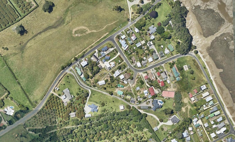 12 Harbour View Road, Tahawai, Katikati - Carousel 1