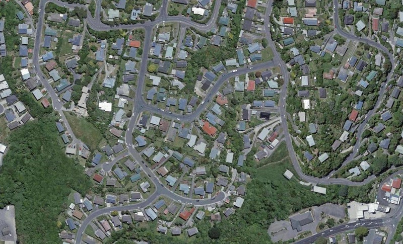 17 Cotswold Crescent, Newlands, Wellington - Carousel 1
