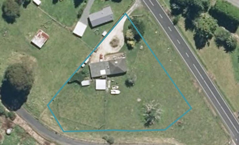 1140 State Highway 4, Manunui, Taumarunui - Carousel 1
