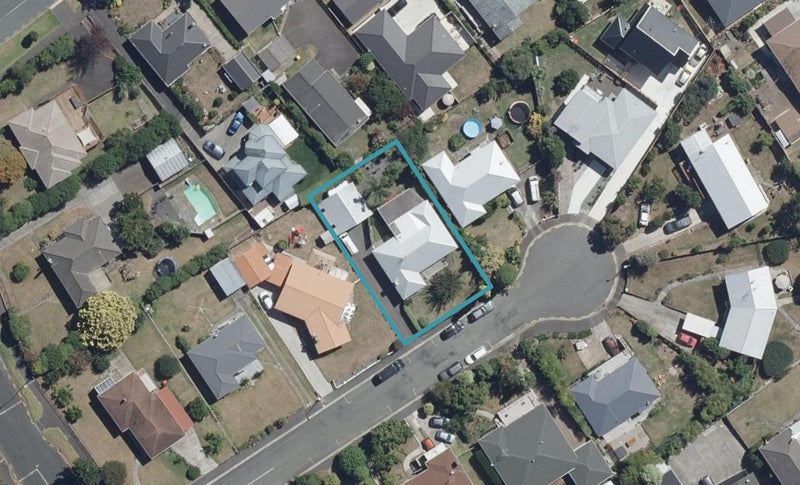 7 Westney Place, Forest Lake, Hamilton - Carousel 1