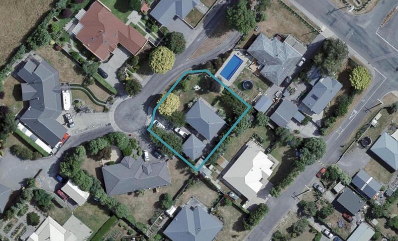 2 Awhina Drive, Greytown, Greytown - Carousel 1