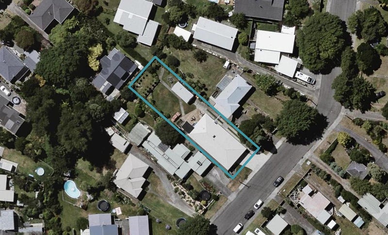 125 Alexander Road, Raumati Beach, Paraparaumu - Carousel 1
