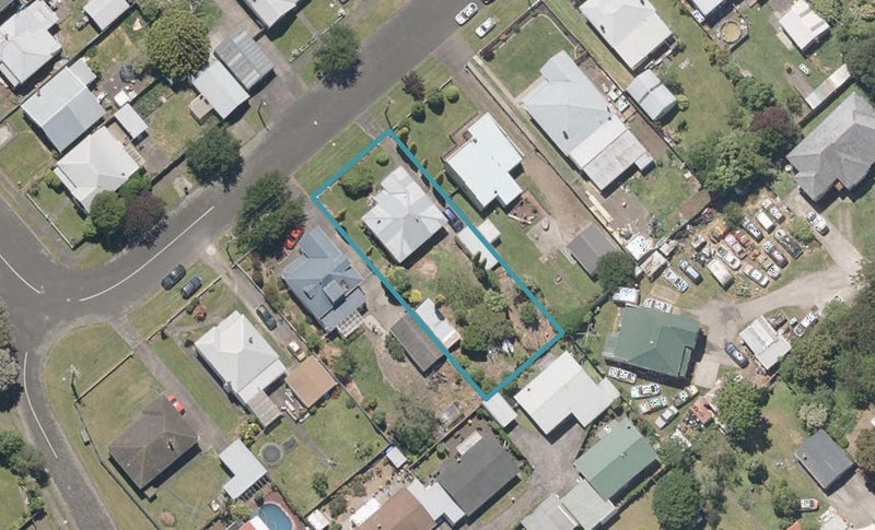 30 Collingwood Street, Whanganui East, Whanganui - Carousel 1