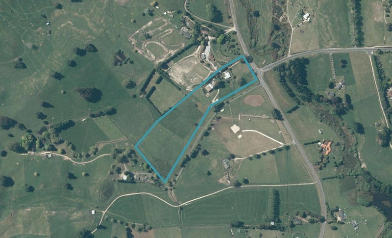 205 Oruanui Road, Taupo - Carousel 1