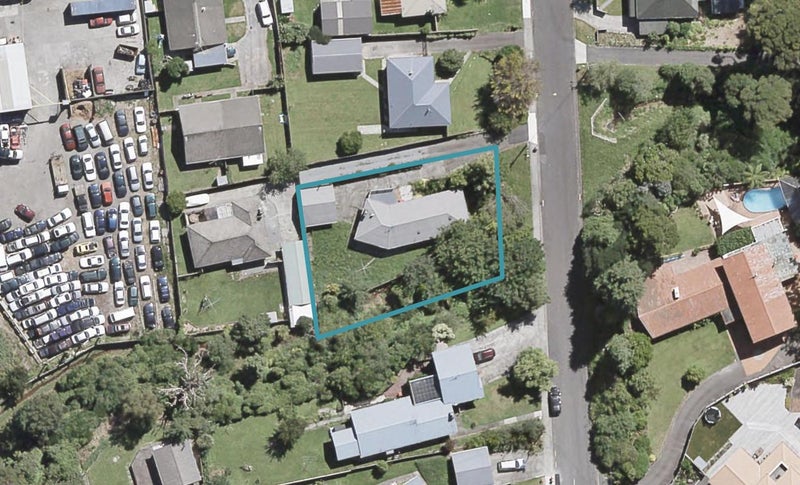 74 Cruickshank Road, Clouston Park, Upper Hutt - Carousel 1