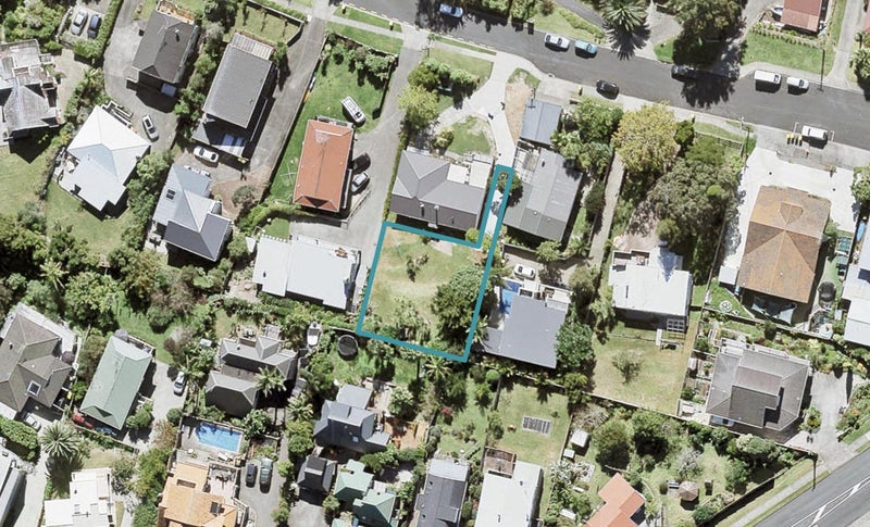 22A Hebron Road, Waiake, Auckland - Carousel 1