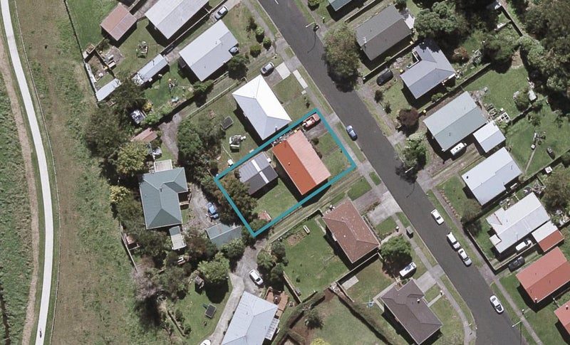 45 Endeavour Street, Marfell, New Plymouth - Carousel 1