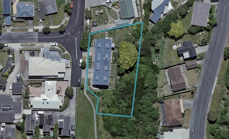 72 Kaikoura Street, Maupuia, Wellington - Carousel 1