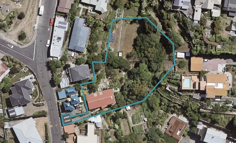 21 Thompson Road, Bluff Hill, Napier - Carousel 1