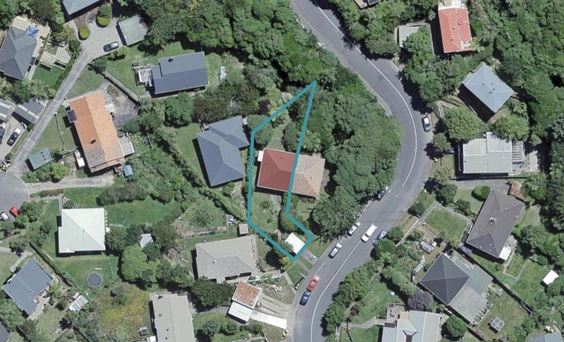62 Sunshine Avenue, Karori, Wellington - Carousel 1