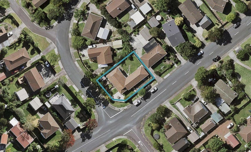 1 Merida Place, Unsworth Heights, Auckland - Carousel 1