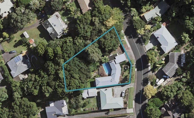 24 Scenic Drive, Hillpark, Auckland - Carousel 1