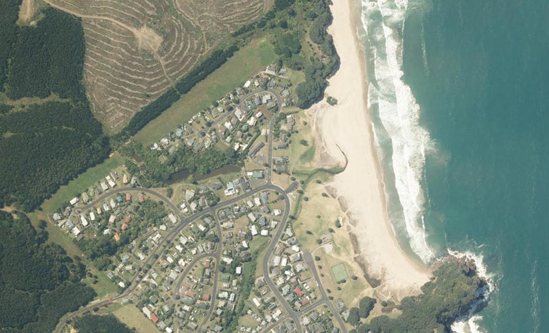 102 Bambury Place, Onemana, Whangamatā - Carousel 1