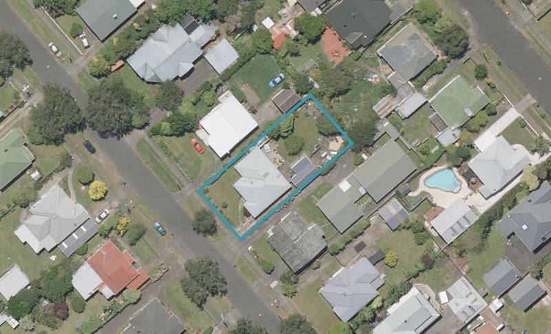 25 Young Street, Whanganui East, Whanganui - Carousel 1