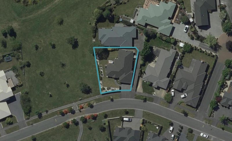 28 Coppinger Terrace, Aidanfield, Christchurch - Carousel 1