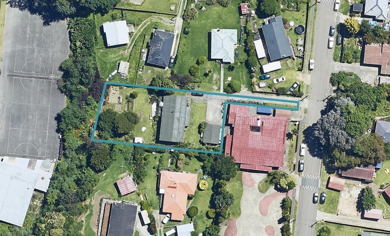 5 Te Kaponga Street, Brookfield, Tauranga - Carousel 1