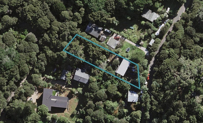 45 Fairview Crescent, Omiha, Waiheke Island - Carousel 1