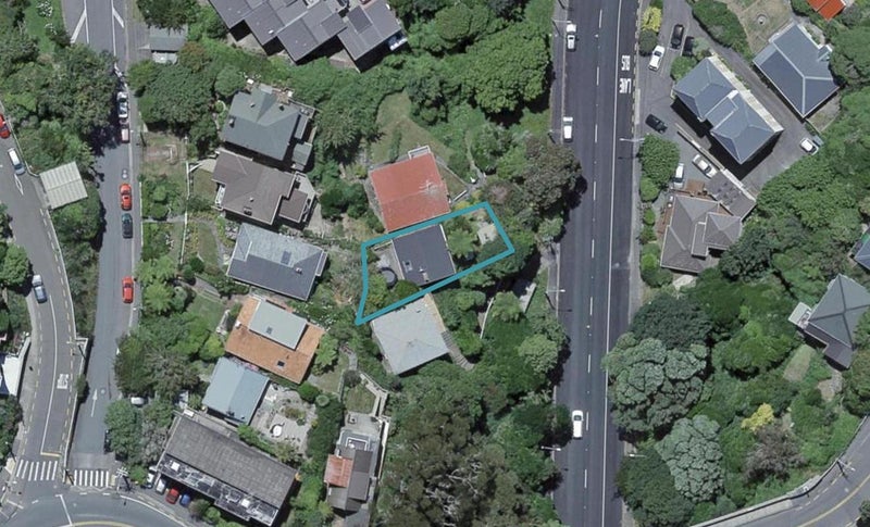 162 Glenmore Street, Northland, Wellington - Carousel 1