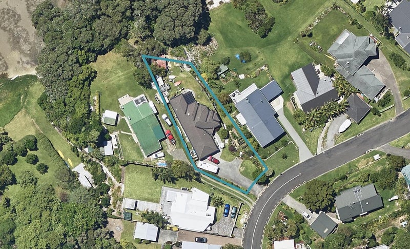 17 Moana Drive, Tanners Point, Katikati - Carousel 1
