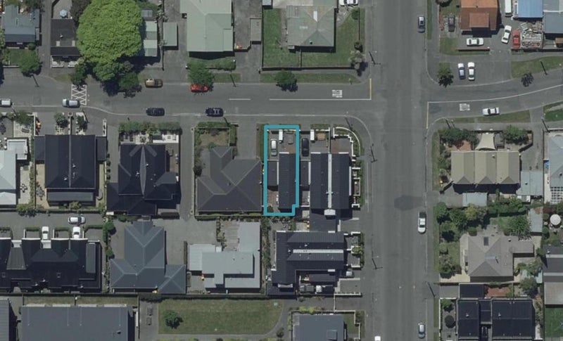 152 Holly Road, St Albans, Christchurch - Carousel 1