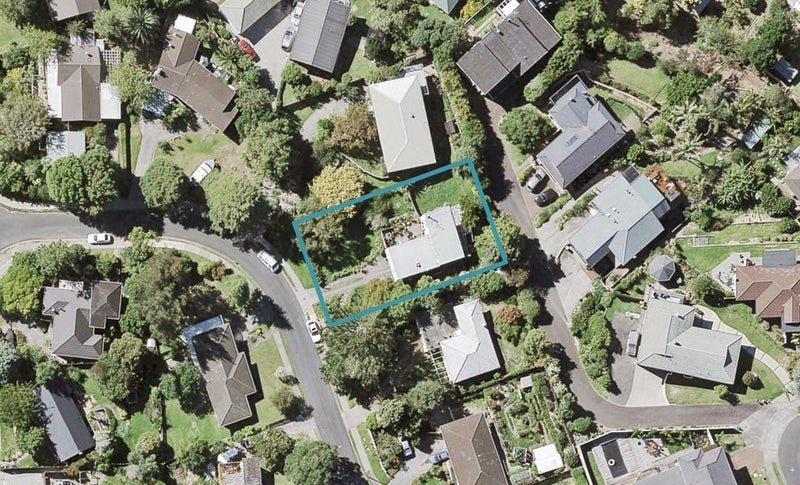 10 Addis Place, Shelly Park, Auckland - Carousel 1