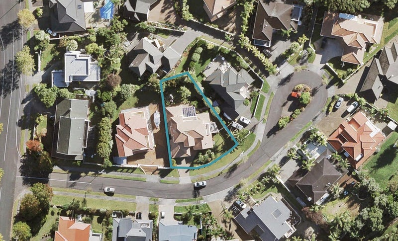 6 Mistral Place, West Harbour, Auckland - Carousel 1