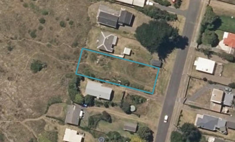 87 Rua Avenue, Waitārere Beach, Levin - Carousel 1