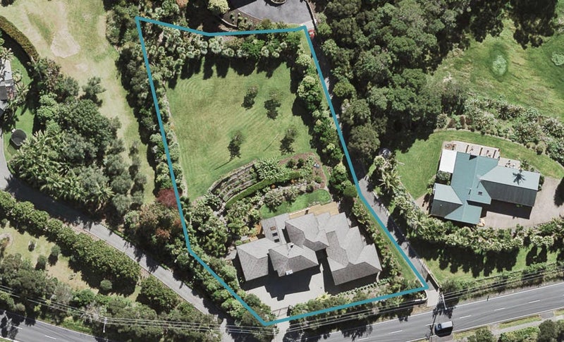 152 Schnapper Rock Road, Schnapper Rock, Auckland - Carousel 1