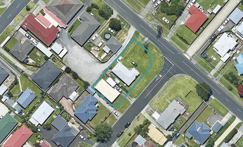 1 Lisbon Street, Greerton, Tauranga - Carousel 1