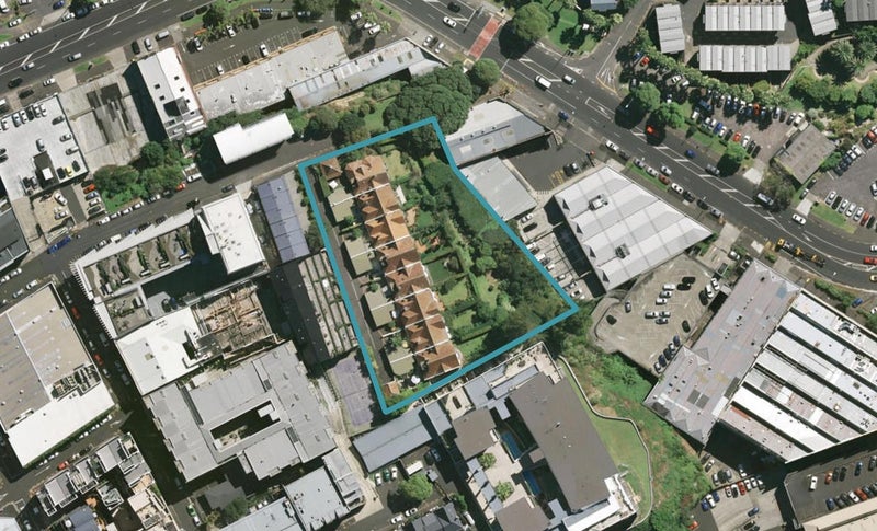 4 Dilworth Terrace, Parnell, Auckland - Carousel 1
